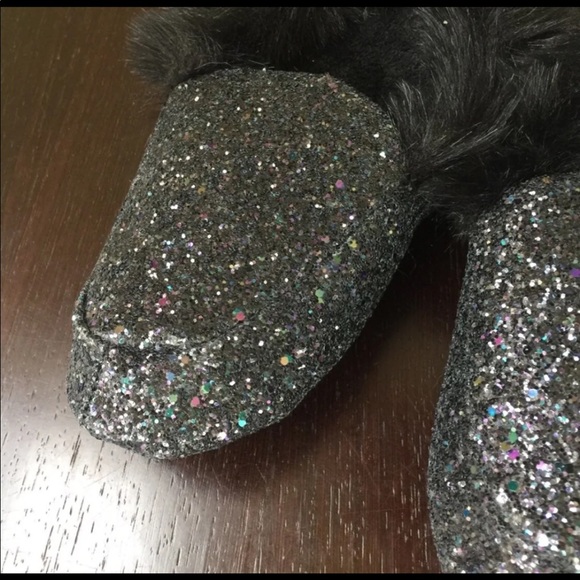 LAST ONE Victoria’s Secret Black glitter slippers - Picture 4 of 4